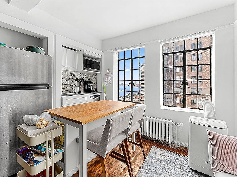 1st image of 45 Tudor City Pl APT 1220
