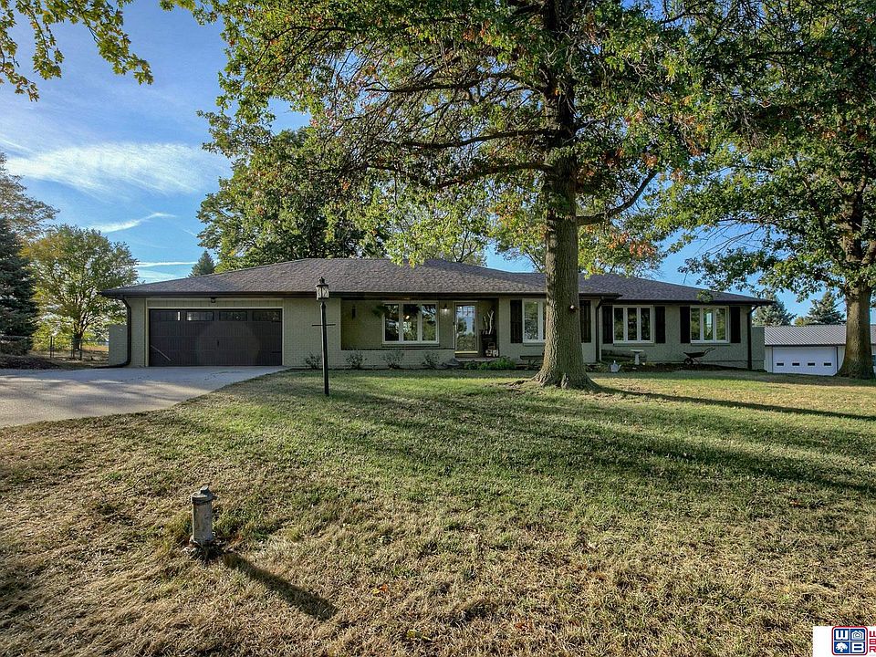 1st image of 801 W Pioneers Blvd