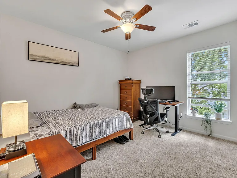 407 Normandy Cir — Photo 27