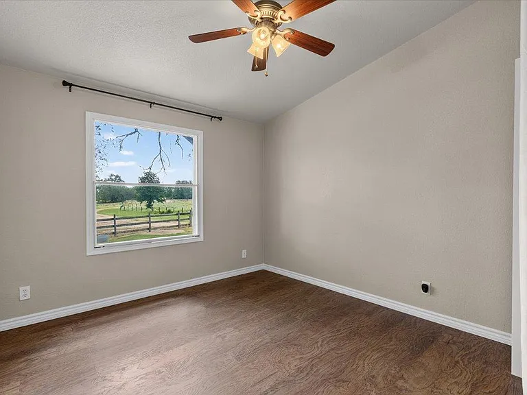 1029 Lower Red Rock Rd — Photo 29