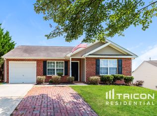 7620 Shiny Meadow Ln, Charlotte, NC 28215