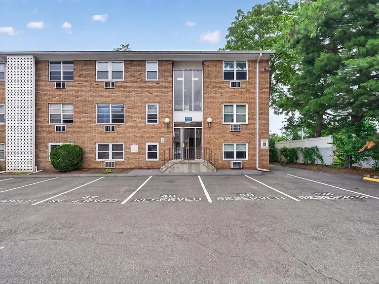 1 Walter Ave #42 — Photo 19