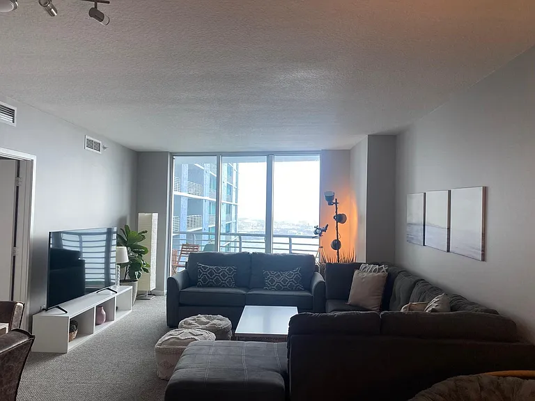 325 Biscayne Blvd #2926 — Photo 2