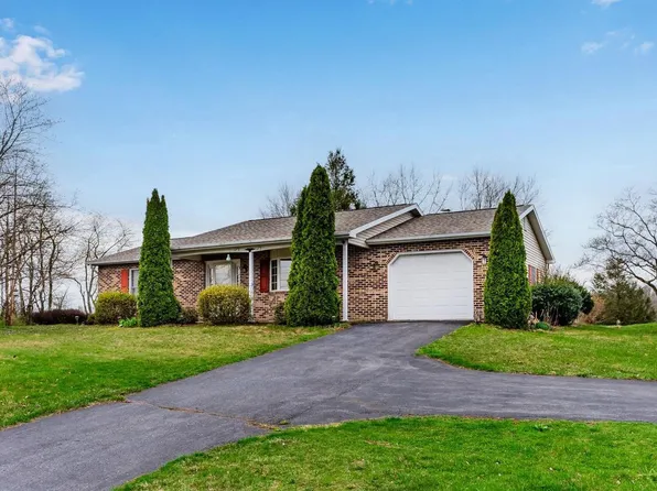 631 Newport Rd, Duncannon, PA 17020