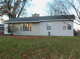 925 Maple St, Ludington, MI 49431