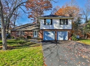 47 Chapel Hill Dr, Reading, MA 01867