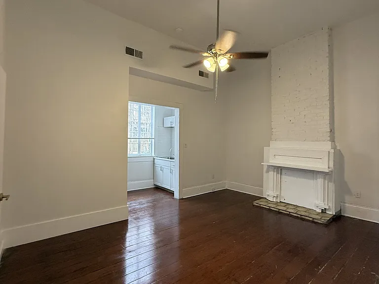 3824 Prytania St #B — Photo 1