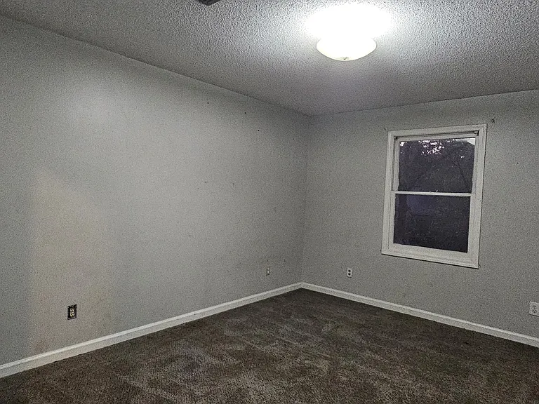 211 Plantation Rd — Photo 81