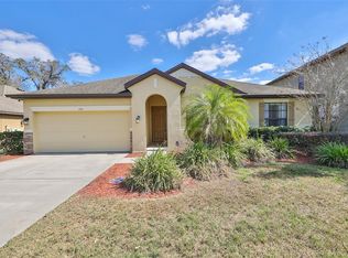 1711 Abbey Trace Dr, Dover, FL 33527