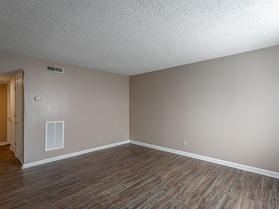 2nd image of 19-30 Iris Ln