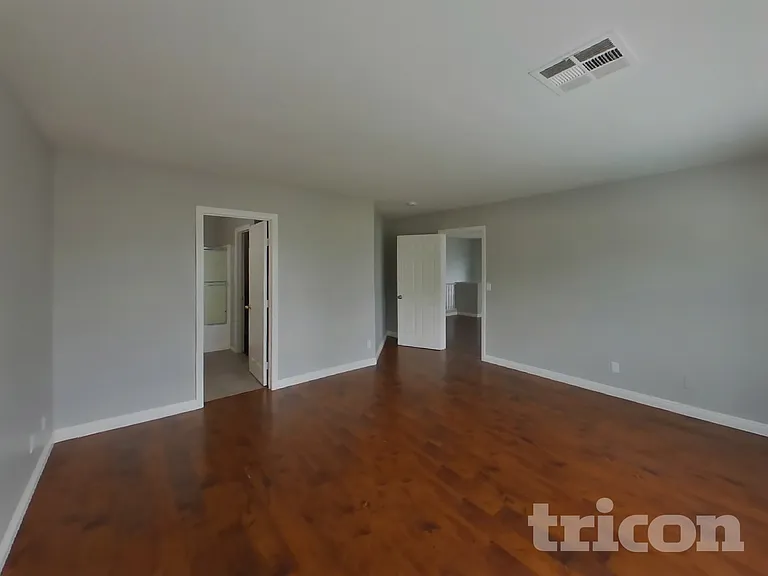 717 Horse Stable Ave — Photo 6