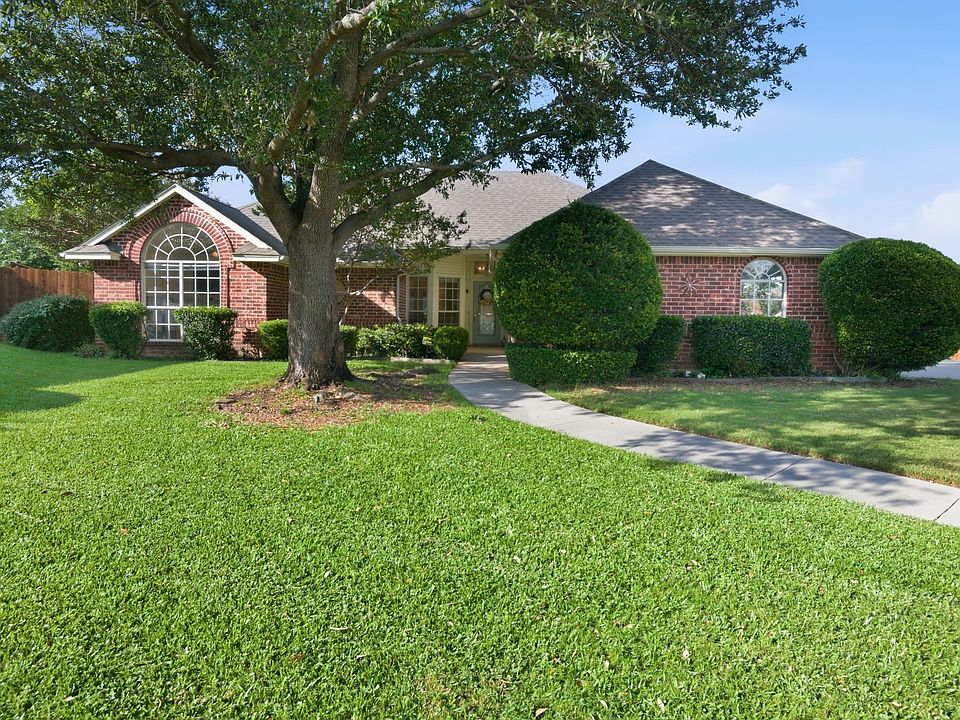 1st image of 729 Bent Tree Ct