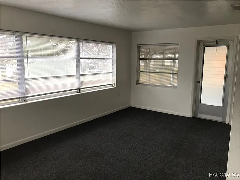 95 S Desoto St — Photo 2