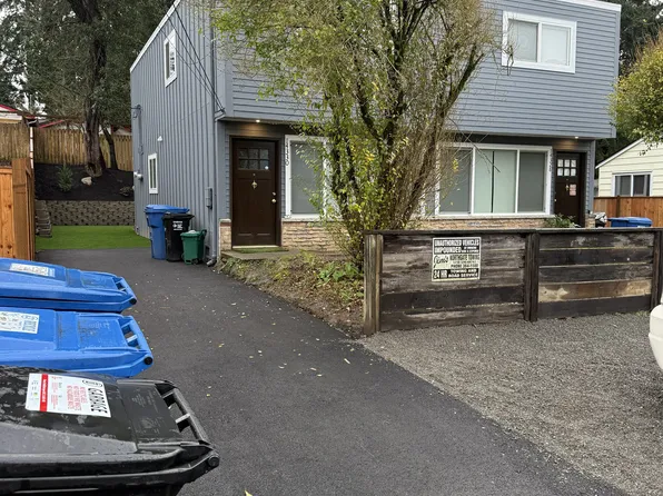 14330 Stone Ave N, Seattle, WA 98133