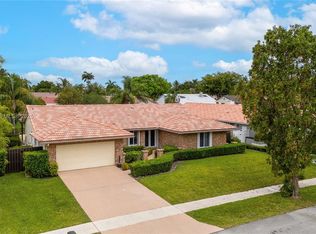1341 NW 98th Ave, Plantation, FL 33322