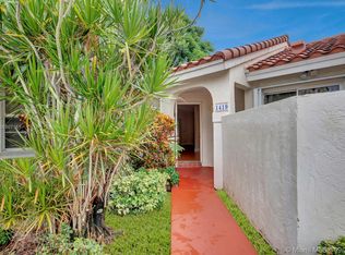 1419 Cottonwood Cir, Fort Lauderdale, FL 33326