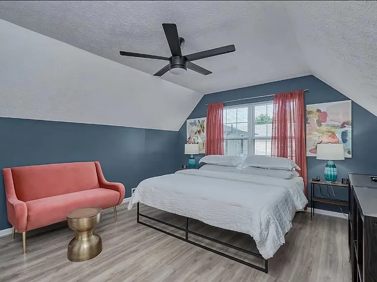 Bedroom 2 - upstairs