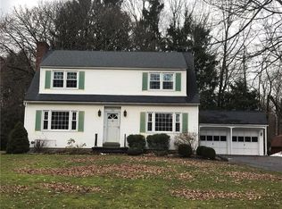 747 Maple Dr, Webster, NY 14580