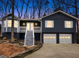 122 Sitting Bull Ct, Waleska, GA 30183