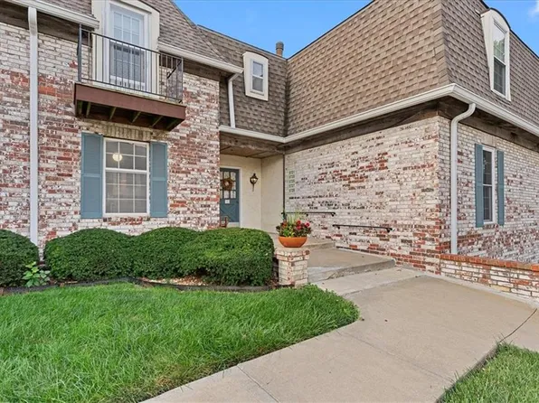 5729 Metcalf Ct, Mission, KS 66202