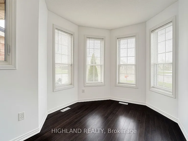 268 Ruhl Dr — Photo 5