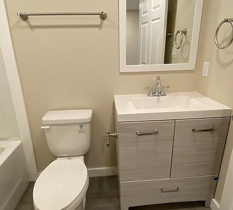 2nd image of 1305 Franklin St #202