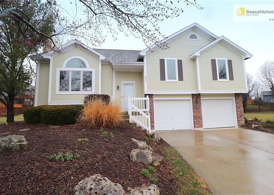 1st image of 5417 NE Rainbow Ct