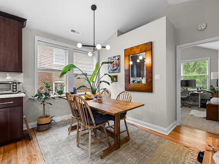 7517 Oxford Dr #2C — Photo 3