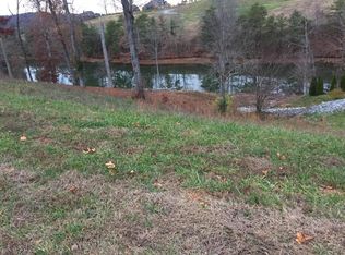 1098 Taffrail Dr, Lenoir City, TN 37772