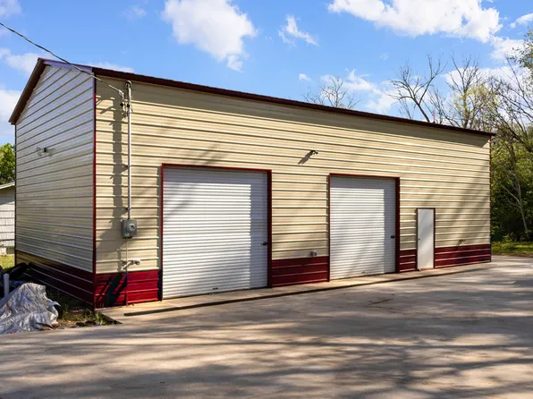 2512 N Benton Avenue, Springfield, MO 65803