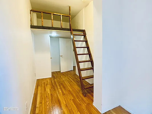 Rented by Citi Habitats | media 22