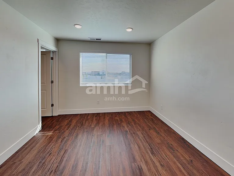 9357 Clancey Ct — Photo 12