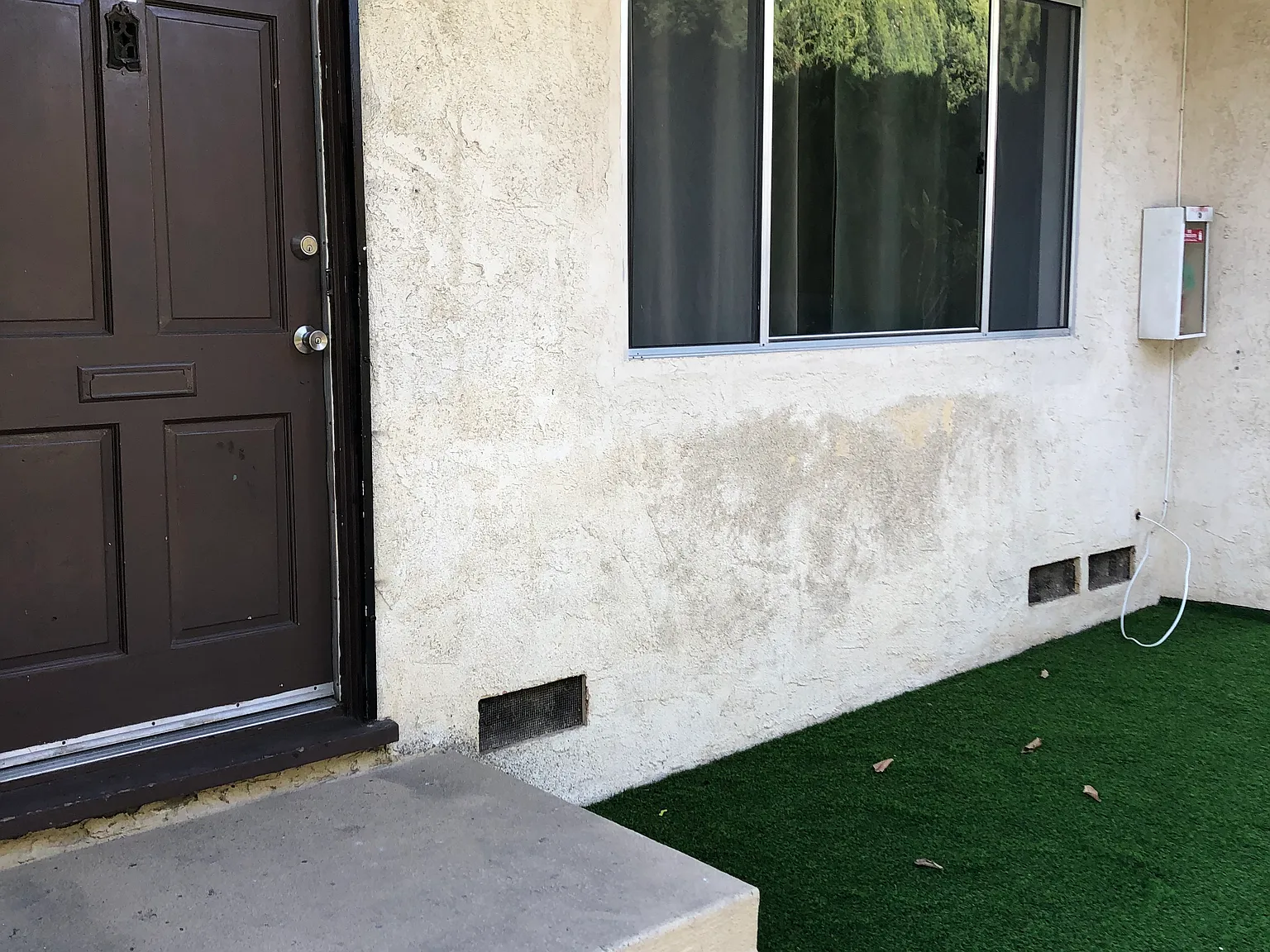 2 bed, 800 sqft, $2,995 — Photo 1