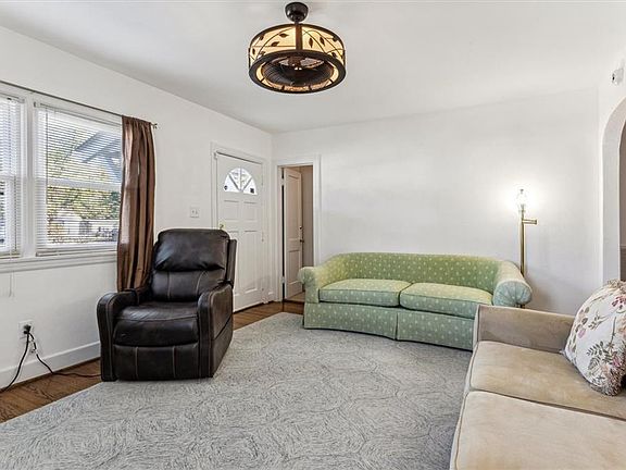 4th image of 4207 Griffin Street