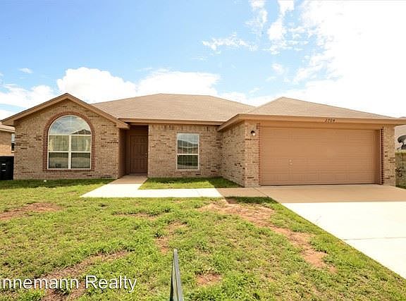 2nd image of 2704 Tara Dr