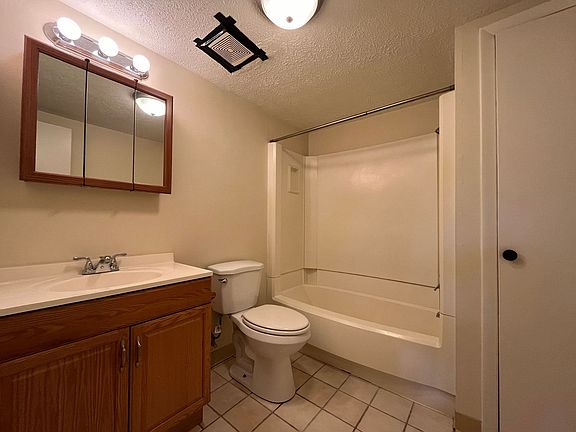5th image of 2524 Columbia Ave APT 2