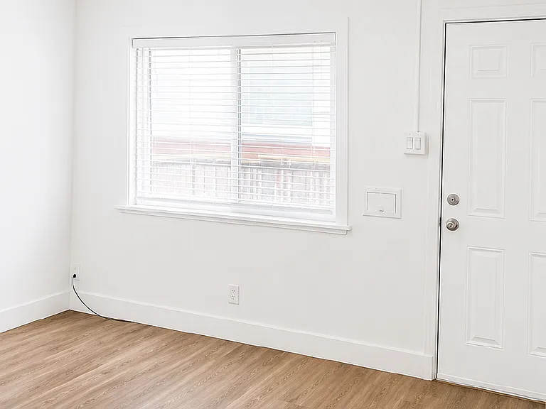 1163 S Raritan St — Photo 3