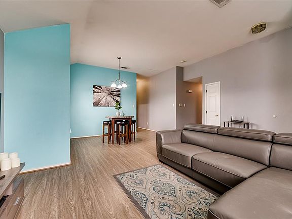 5th image of 1324 Matthew Dr