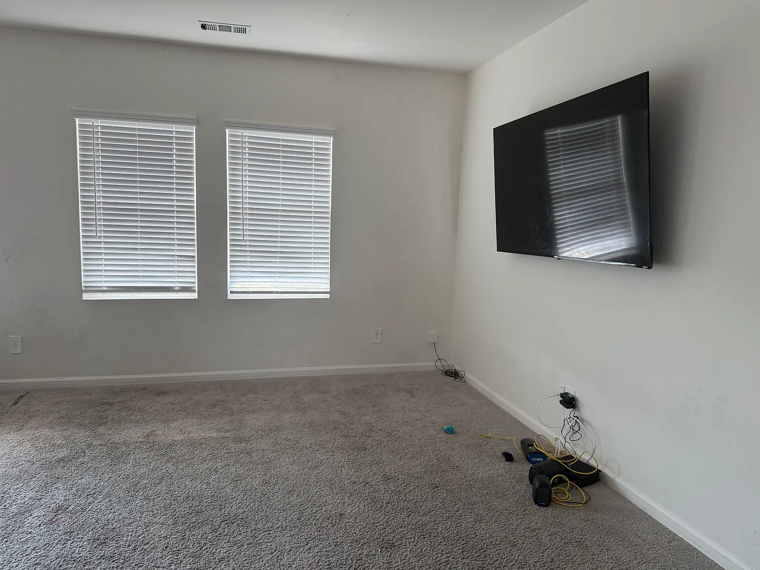 3 bed, 1589 sqft, $2,650 — Photo 3
