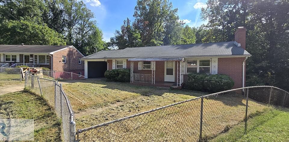 1st image of 150 Mulberry Rd