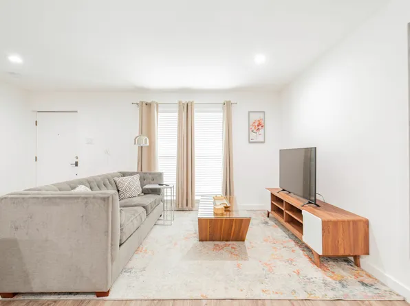 Perrin Flats at Bishop Ridge, 606 N Marsalis Ave APT 212, Dallas, TX 75203