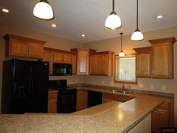 5th image of 1616 Maplewood Dr