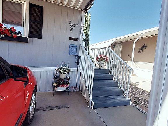 Front Porch Entrance