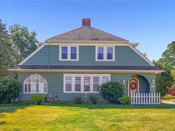 765 Broad St, Wadsworth, OH 44281