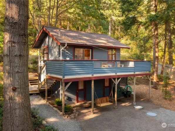 1141 Island Drive, Lummi Island, WA 98262