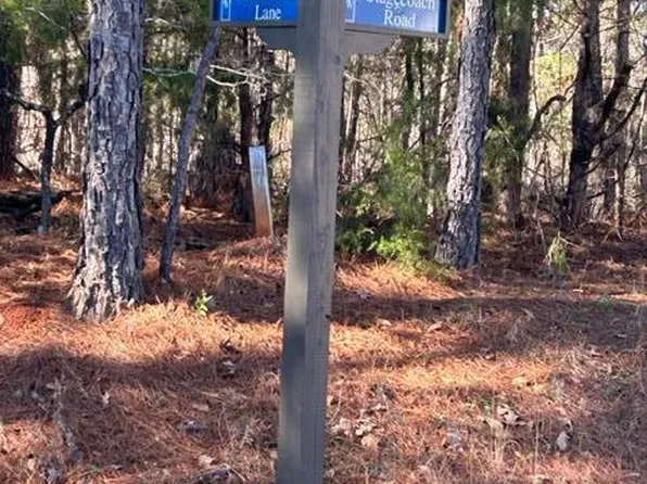 1 Stagecoach Rd, Dadeville, AL 36853