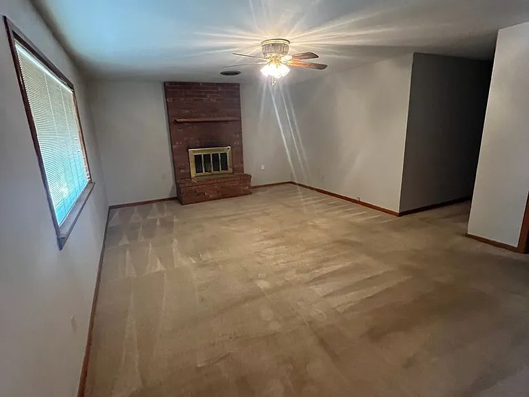 4612 Oregon Trl — Photo 2