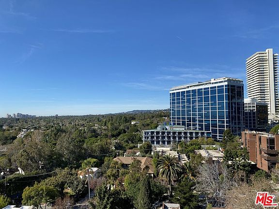 4th image of 999 N Doheny Dr APT 511