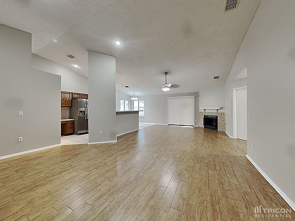 2nd image of 3650 Hampton Glen Pl