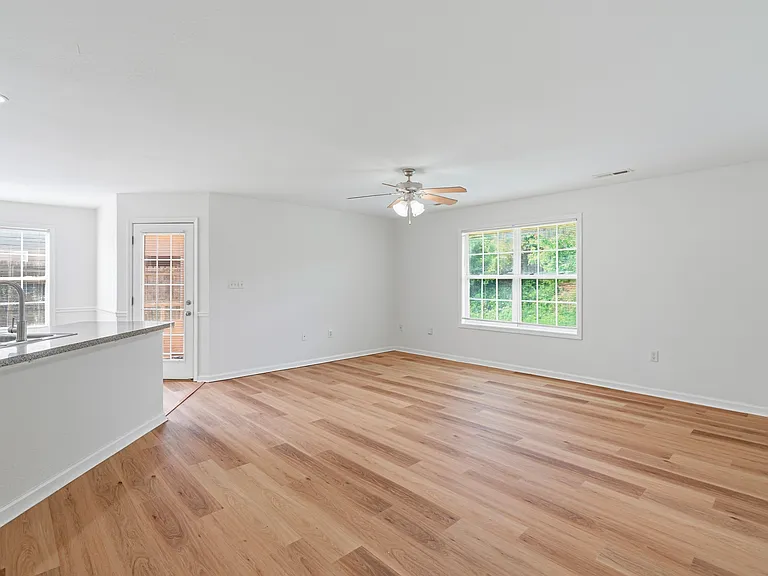 1037 Stones Throw Ln — Photo 6